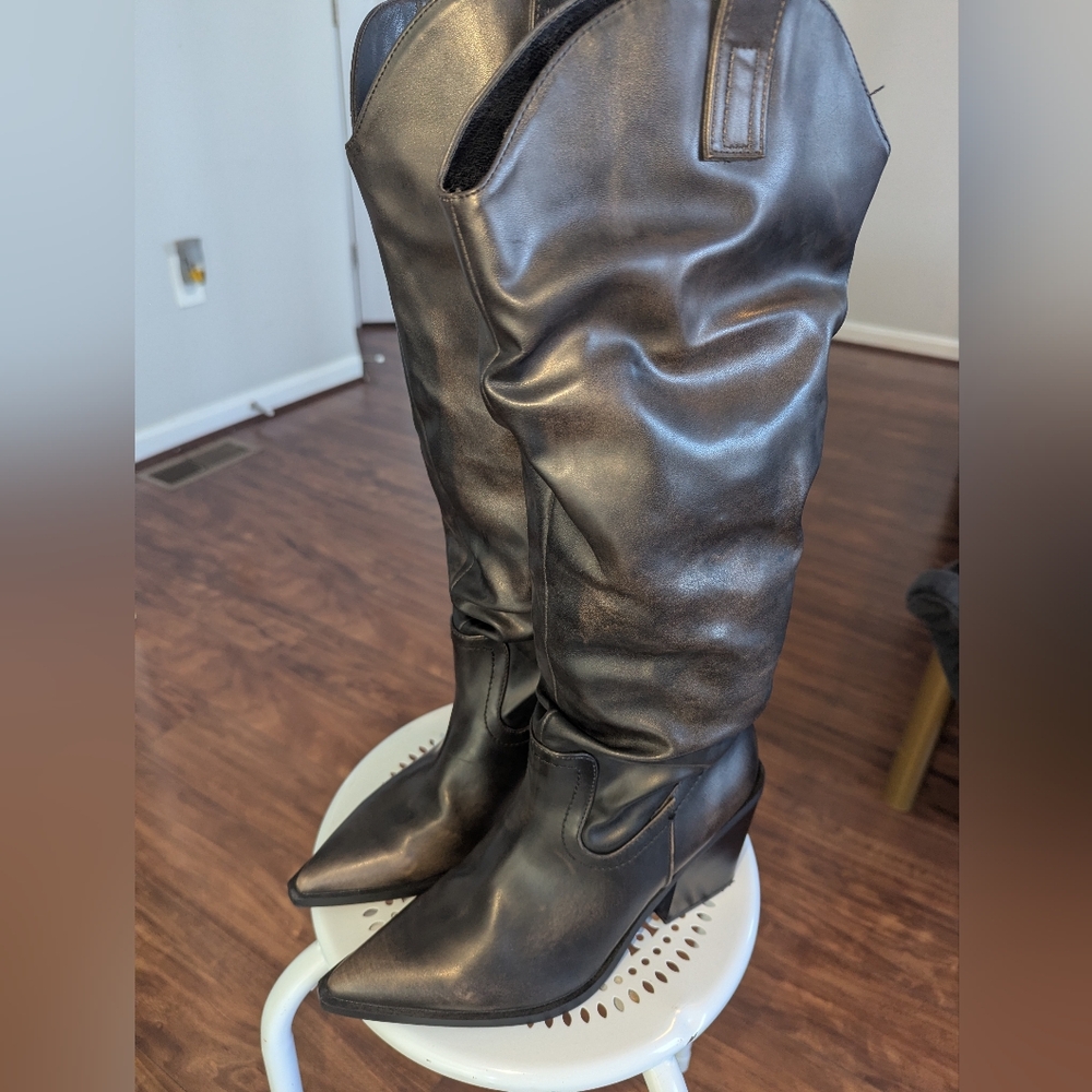 Alba Black Leather Footwear